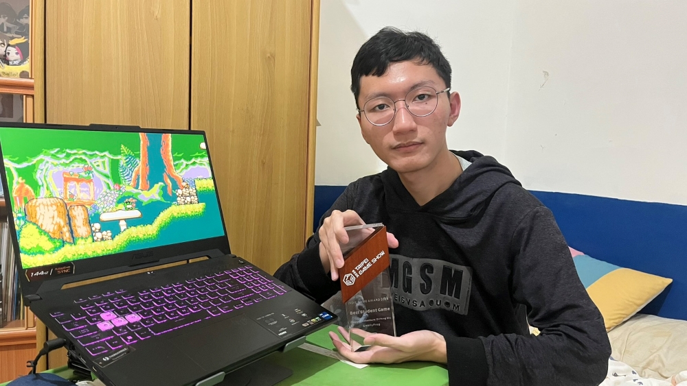 從國小開始一個人做遊戲！SmellyFrog奪Indie Game Award最佳學生遊戲